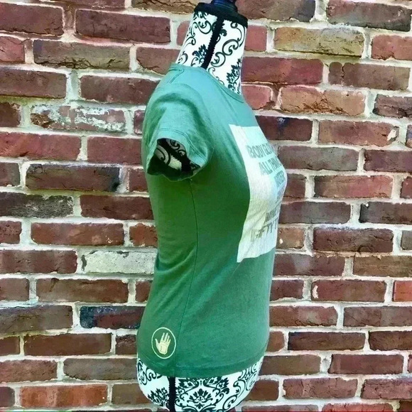 BODY GLOVE Green/Gold Crew Neck Surfing Beach Water Fitted Tee Size M - Picture 4 of 8
